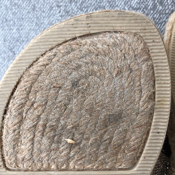 Worn once! - WHITE MOUNTAIN ‘Beachball’ Women's Wedge Sandals - Picture 12 of 12